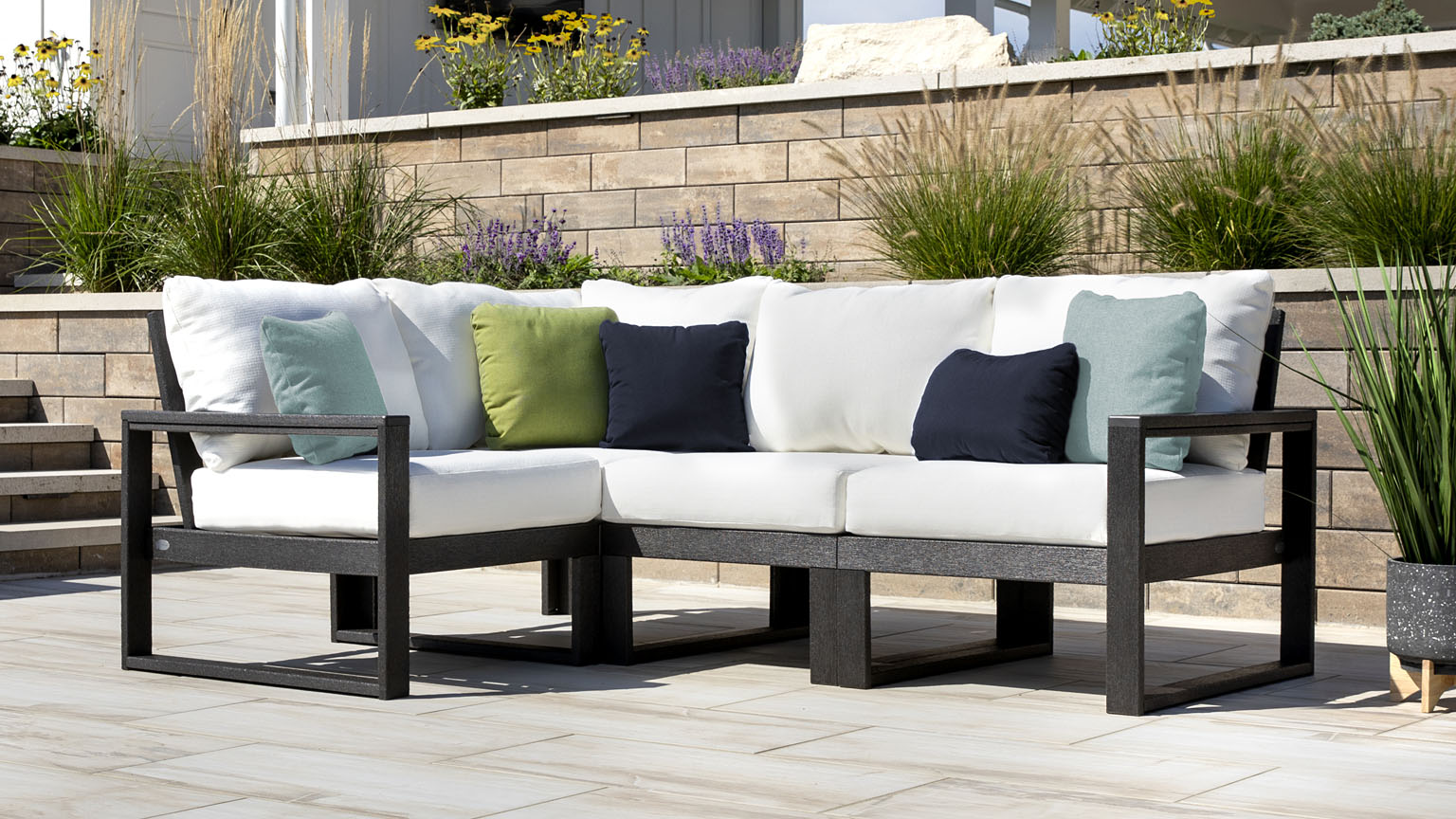 Polywood Deep Seating Sectional in Black and White